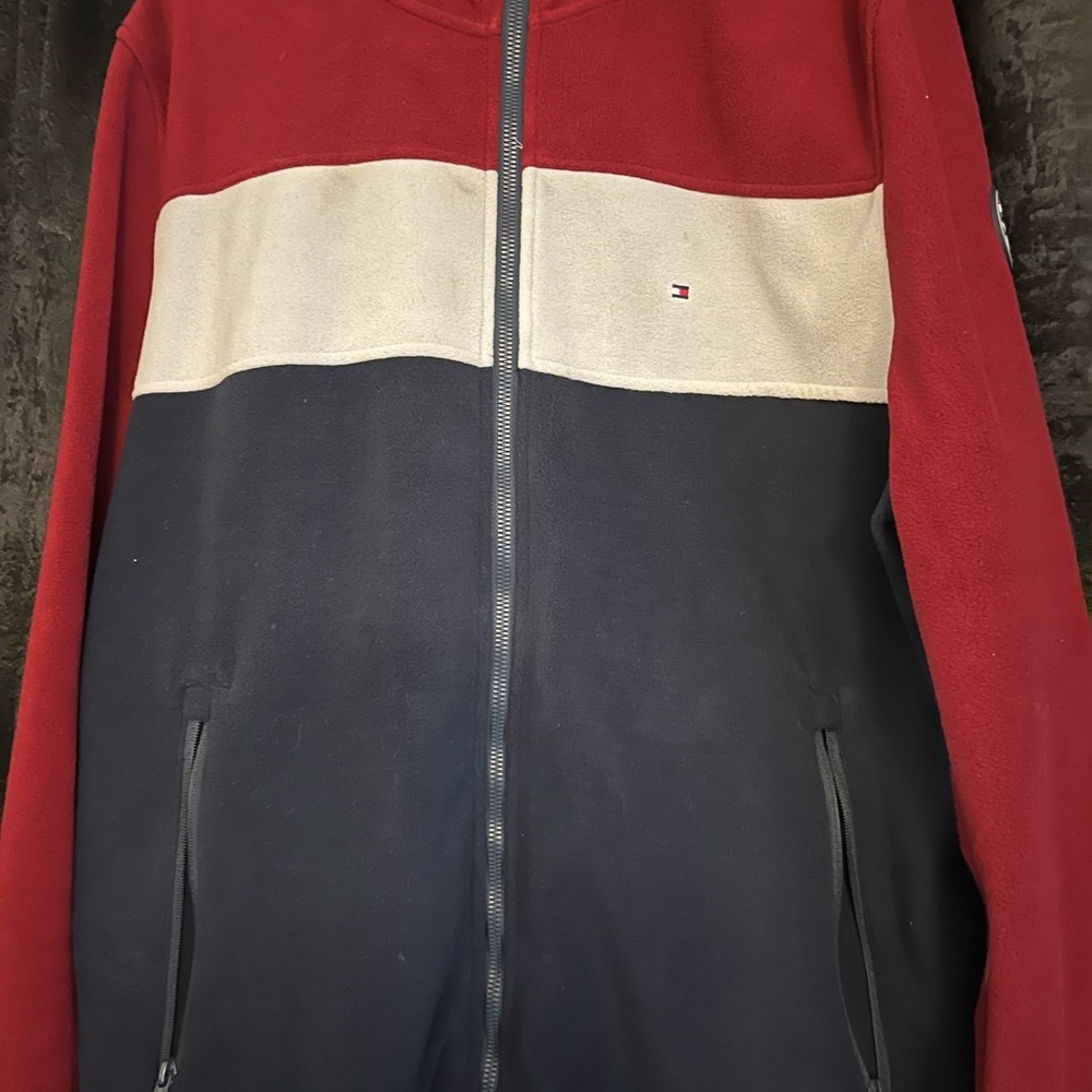 Tommy Hilfiger sweater